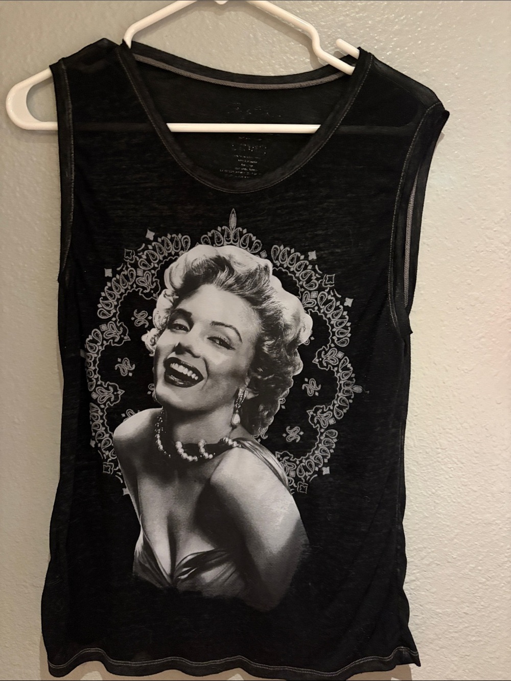 Marilyn Monroe tank top size L